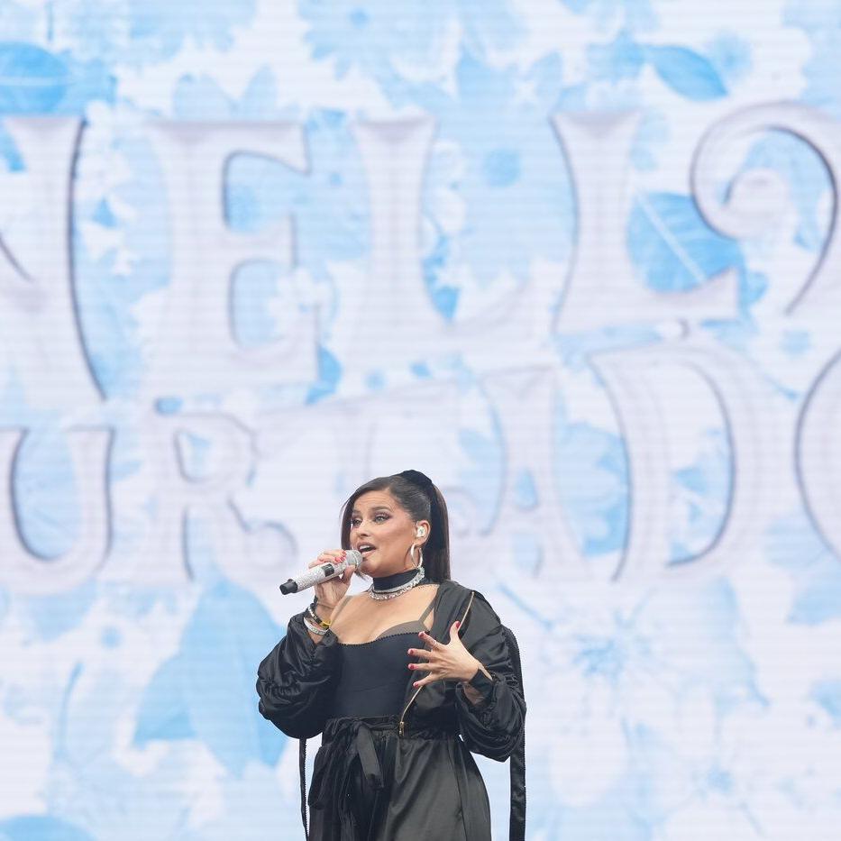 Nelly Furtado says in social media post she's stepping away from performing